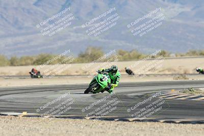 media/Dec-06-2025-CVMA (Sat) [[4a896cc04c]]/Race 8- Formula 40 MW and LW/